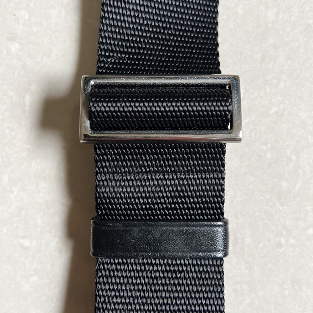 Impecable Prada Tessuto Nylon Crossbody - Picture 14 of 16